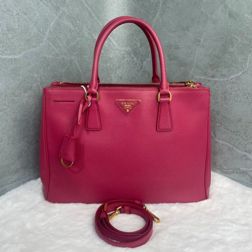 Prada Women Pre-Loved Bag Very Good Condition